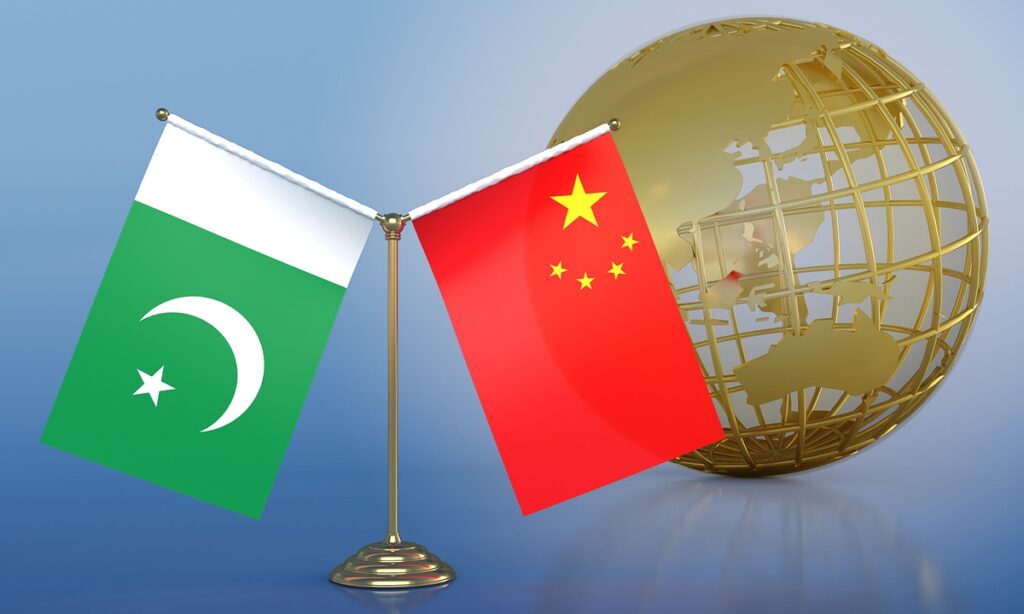 पाकिस्तानी अर्थमन्त्री चीनमा, ऊर्जा क्षेत्रको कर्जामा राहतका लागि छलफल केन्द्रित